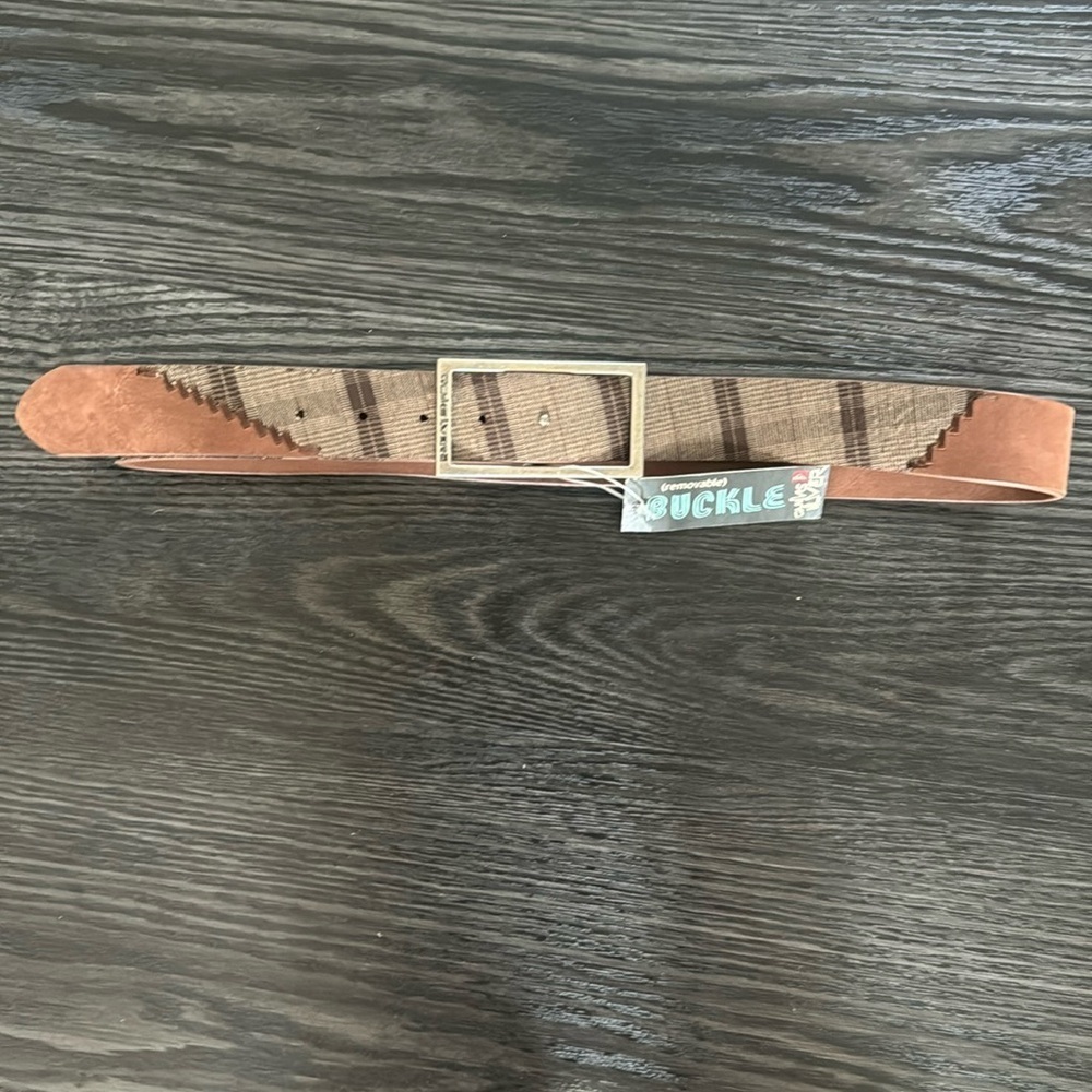 NWT🍍QUICK SILVER BELT 🍍SZ 34M🍍
